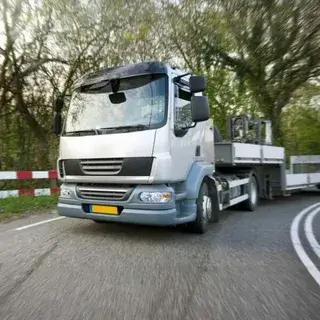 Nakliyat Fiyatları Nasıl Belirlenir? Maliyetleri Etkileyen Faktörler : Kapak Görseli